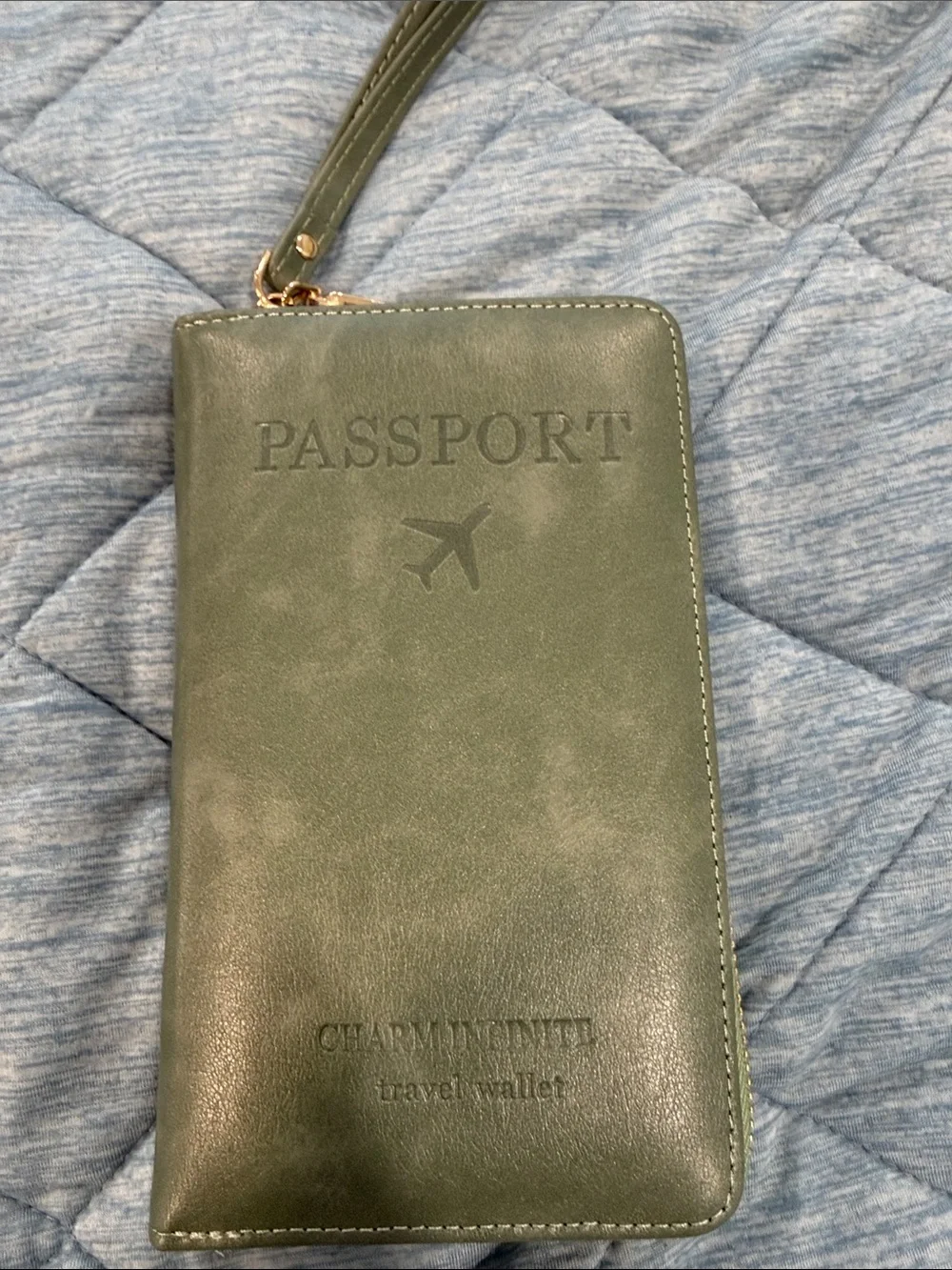 Green Passport Travel Wallet - Charmindnite